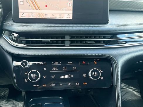 Used 2023 INFINITI QX60 Luxe w/ Cargo Package FWD image 16
