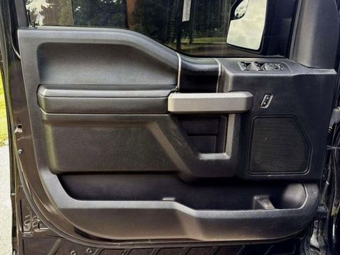 Used 2017 Ford F150 Raptor w/ Equipment Group 801A Mid image 20