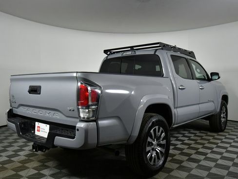 Used 2020 Toyota Tacoma Limited image 11