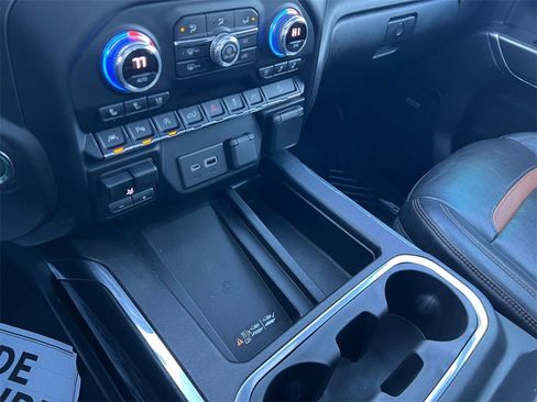 Used 2020 GMC Sierra 1500 AT4 w/ AT4 Carbonpro Edition image 33