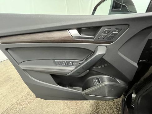Used 2023 Audi Q5 e Premium Plus w/ Premium Plus Package AWD/4WD image 20