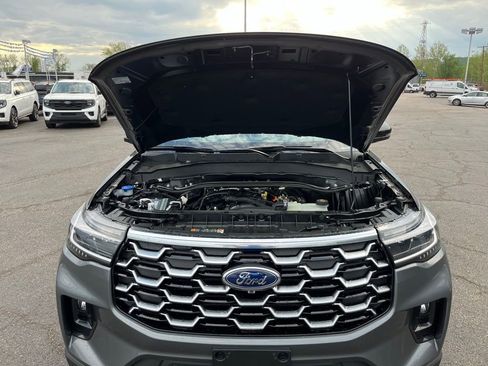 New 2026 Ford Explorer Platinum AWD/4WD image 37