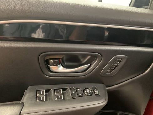 Used 2024 Honda Pilot Touring image 21