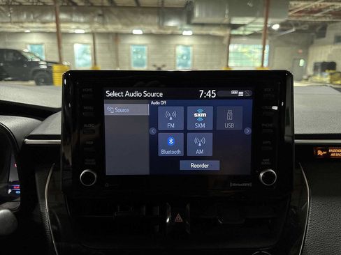 Used 2022 Toyota Corolla LE FWD image 20
