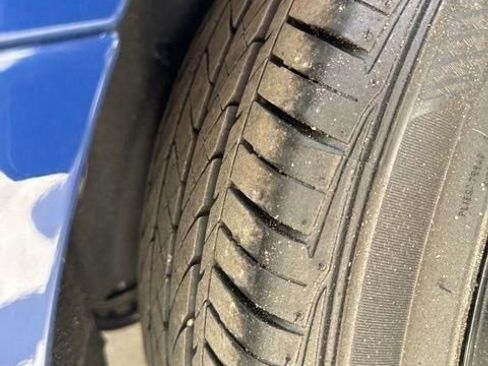 Used 2025 Toyota Camry SE w/ Convenience Package image 41