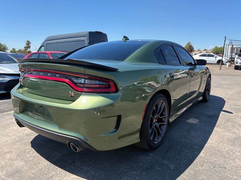 Used 2022 Dodge Charger Scat Pack RWD image 9