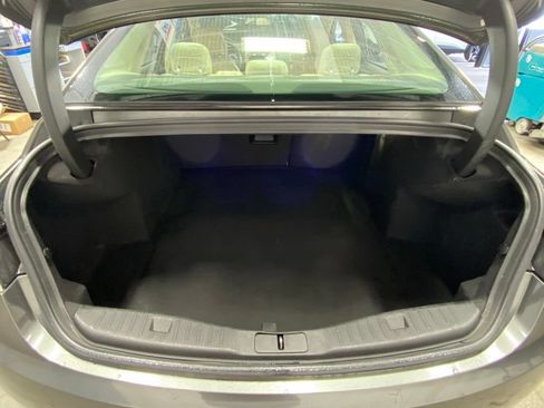 Used 2016 Lincoln MKZ FWD image 29