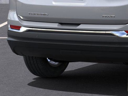 New 2024 GMC Terrain SLT w/ Infotainment Package II image 14