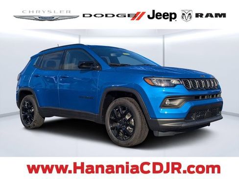 New 2026 Jeep Compass Latitude AWD/4WD image 1