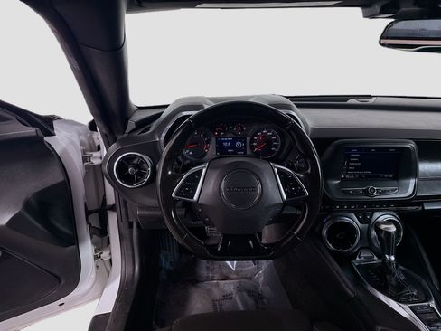 Used 2019 Chevrolet Camaro LT RWD image 17