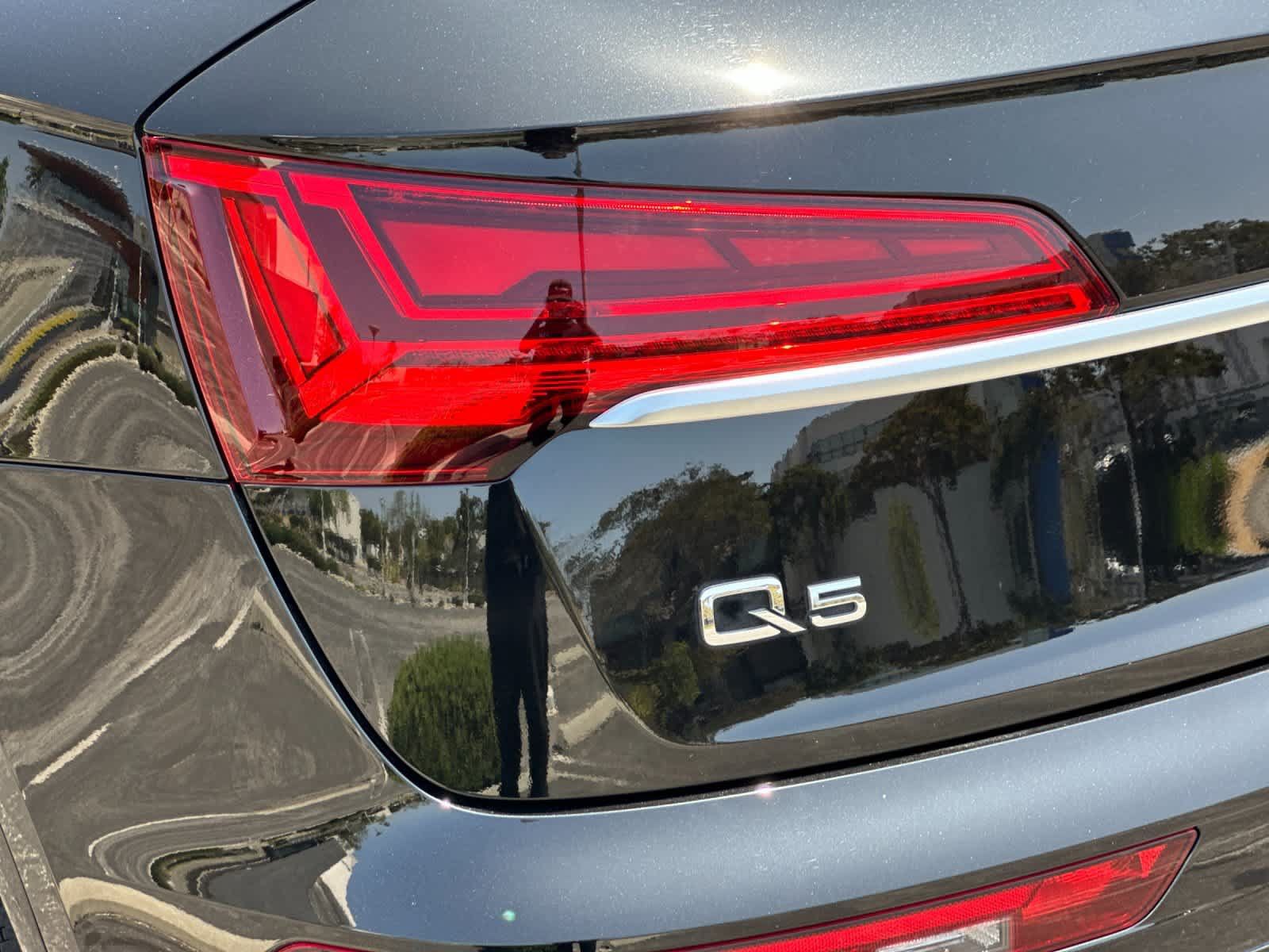 Used 2025 Audi Q5 2.0T Premium Plus w/ Premium Plus Package AWD/4WD image 29
