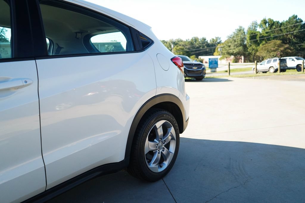 Used 2021 Honda HR-V LX image 21