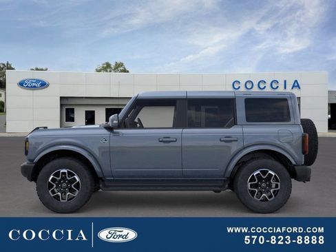 New 2025 Ford Bronco Outer Banks AWD/4WD image 3
