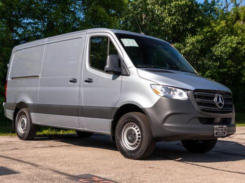 Used 2026 Mercedes-Benz Sprinter 2500 image 1