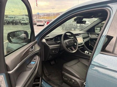 New 2026 Jeep Grand Cherokee Limited image 15