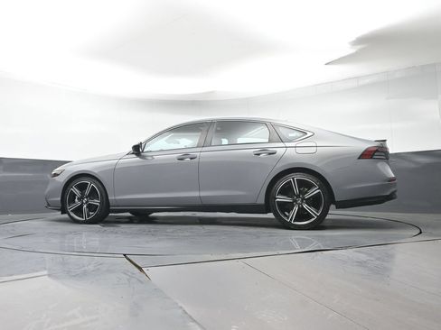 Used 2023 Honda Accord Sport image 28