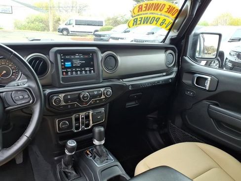 Certified 2022 Jeep Wrangler Unlimited Sport AWD/4WD image 15