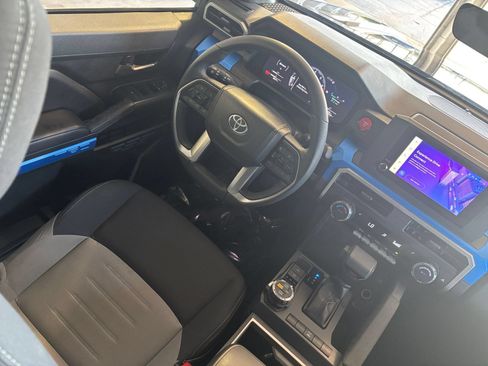 Used 2025 Toyota Tacoma TRD Off-Road AWD/4WD image 33