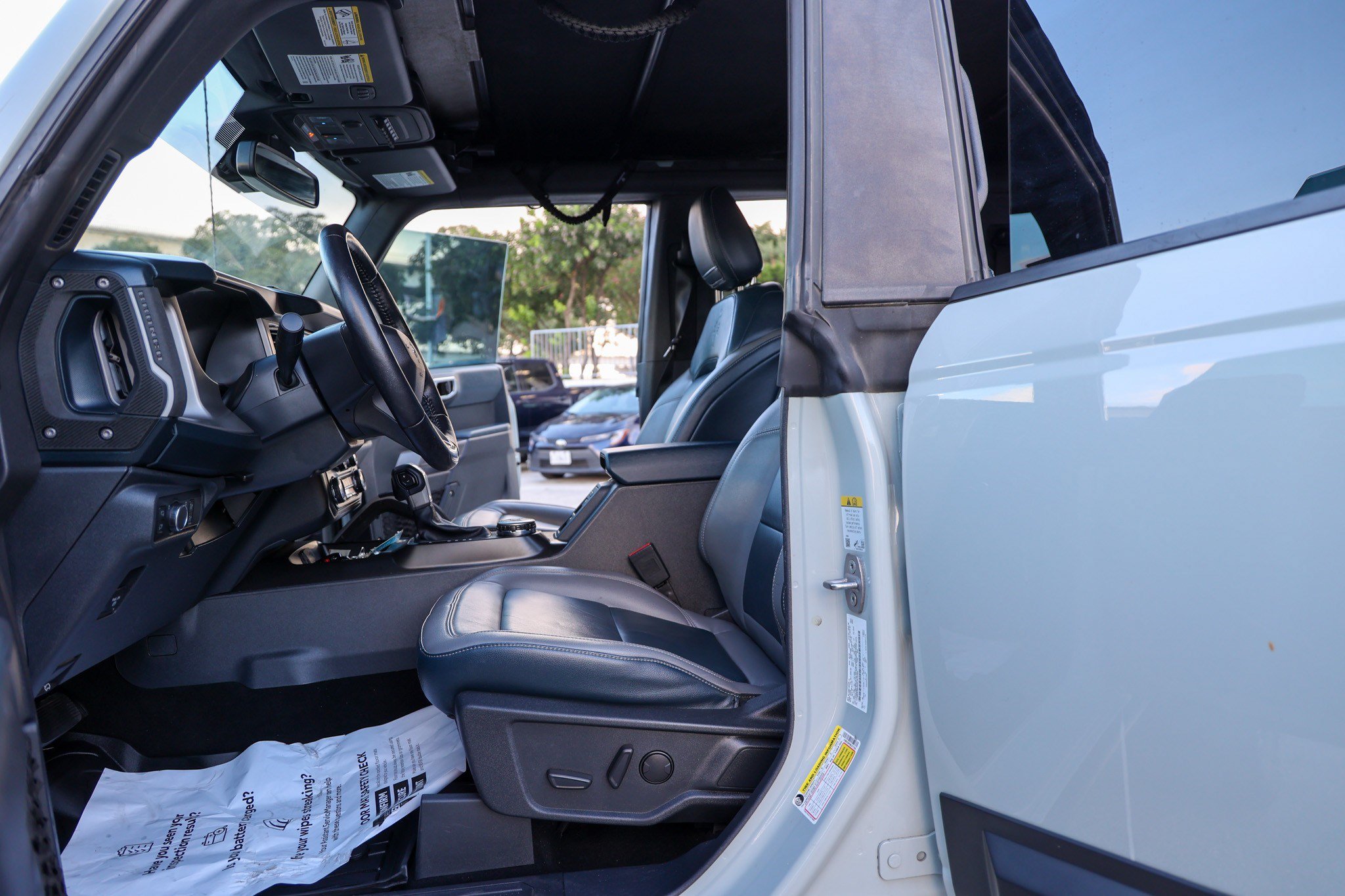 Used 2022 Ford Bronco Outer Banks AWD/4WD image 31