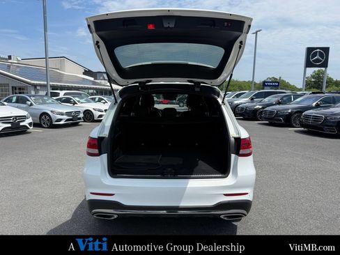 Used 2016 Mercedes-Benz GLC 300 4MATIC image 22