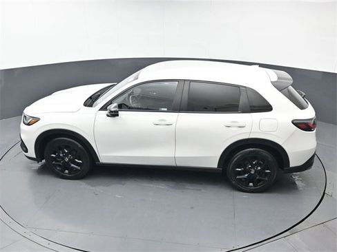Used 2023 Honda HR-V Sport image 35