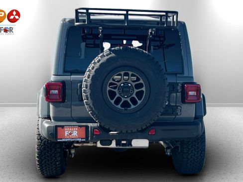 Used 2022 Jeep Wrangler Unlimited Rubicon w/ Xtreme Recon 35" Tire Package image 4