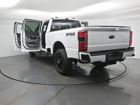 New 2026 Ford F250 XLT w/ XLT Premium Package image 32