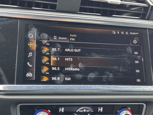 Used 2025 Audi Q3 2.0T Premium Plus w/ Premium Plus Package image 23