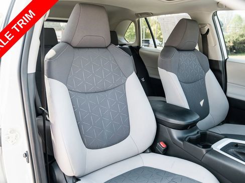 Certified 2024 Toyota RAV4 XLE w/ Convenience Package FWD image 30