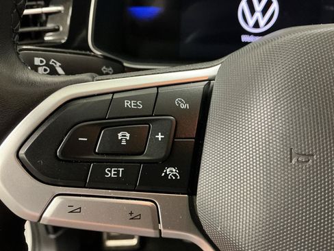 Used 2025 Volkswagen Jetta Sport FWD image 8