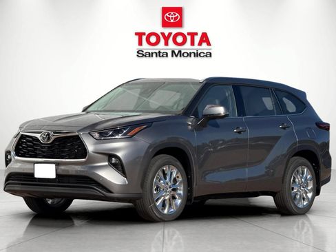 New 2026 Toyota Highlander Limited AWD/4WD image 6