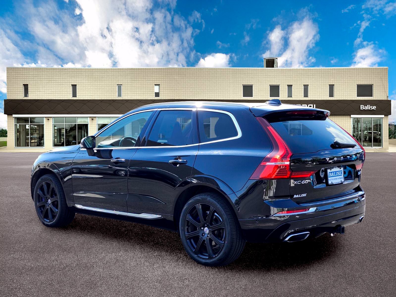 Used 2018 Volvo XC60 T6 Inscription w/ Convenience Package AWD/4WD image 5