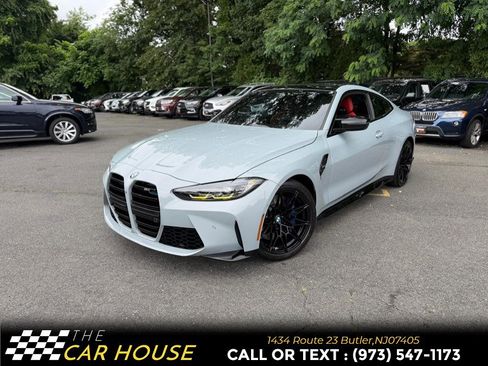 Used 2022 BMW M4 Coupe w/ Executive Package RWD image 1