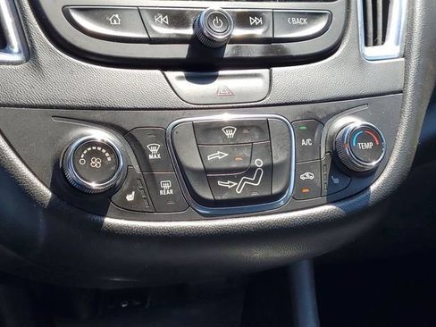 Used 2016 Chevrolet Malibu LT w/ Leather Package FWD image 23