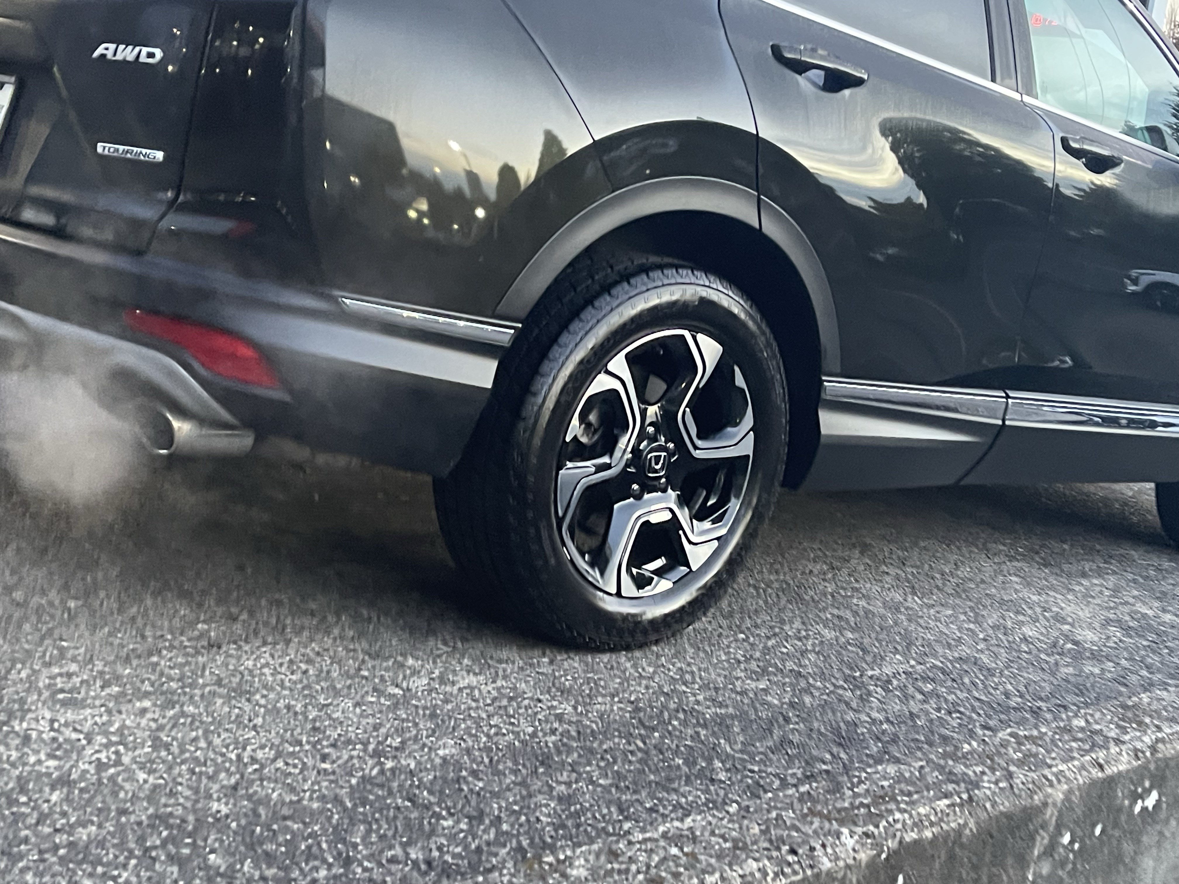 Used 2017 Honda CR-V Touring image 9