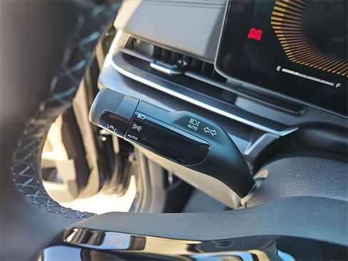 New 2026 Kia Carnival LXS image 23