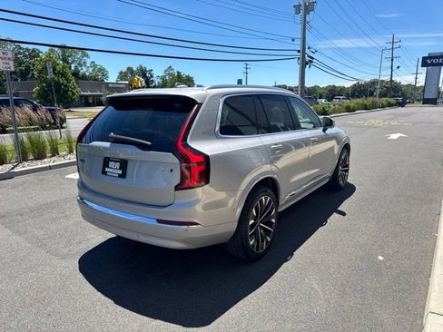 Used 2025 Volvo XC90 B6 Plus AWD/4WD image 5