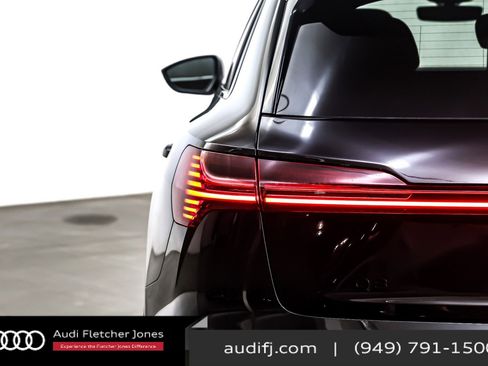 Used 2024 Audi Q8 e-tron Premium Plus w/ Premium Plus Package image 5