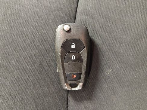 Used 2020 Chevrolet Trax LS w/ Tint and Cruise Package image 32