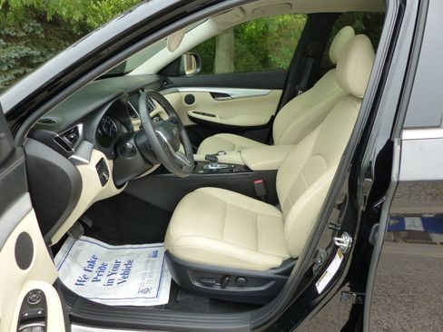 Used 2021 INFINITI QX50 Luxe w/ Cargo Package AWD/4WD image 22