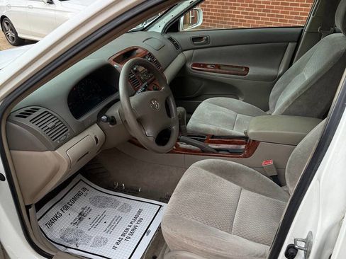 Used 2003 Toyota Camry LE FWD image 7