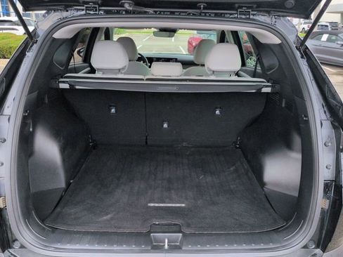 Used 2025 Hyundai Tucson SE AWD/4WD image 13