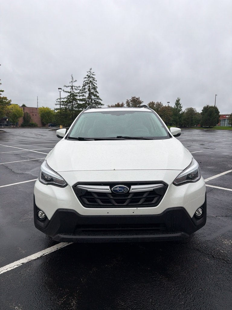 Used 2021 Subaru Crosstrek 2.5i Limited w/ Moonroof Package 1 AWD/4WD image 3