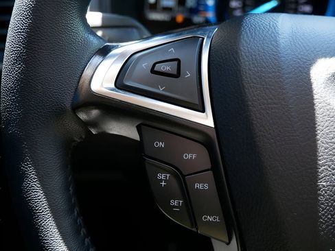Used 2024 Ford Edge SEL w/ Convenience Package AWD/4WD image 18