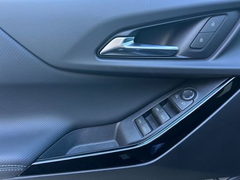 New 2026 Chevrolet Equinox LT w/ Convenience Package II image 10