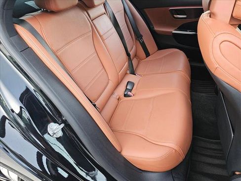 Used 2022 Mercedes-Benz C 300 Sedan image 17