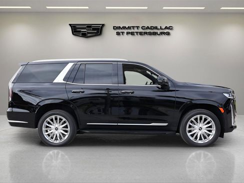 Used 2024 Cadillac Escalade Premium Luxury w/ Performance Package image 6