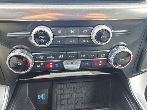 Used 2024 Ford F150 Platinum w/ Equipment Group 703A Plus image 22