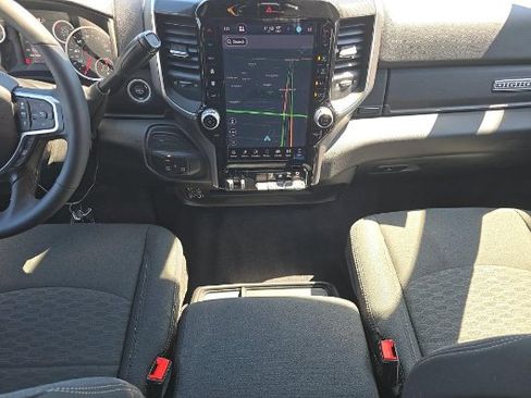 Used 2025 RAM 2500 Big Horn AWD/4WD image 11