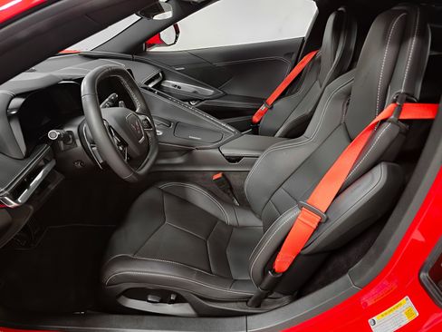 Used 2023 Chevrolet Corvette Stingray Coupe w/ Z51 Performance Package RWD image 18